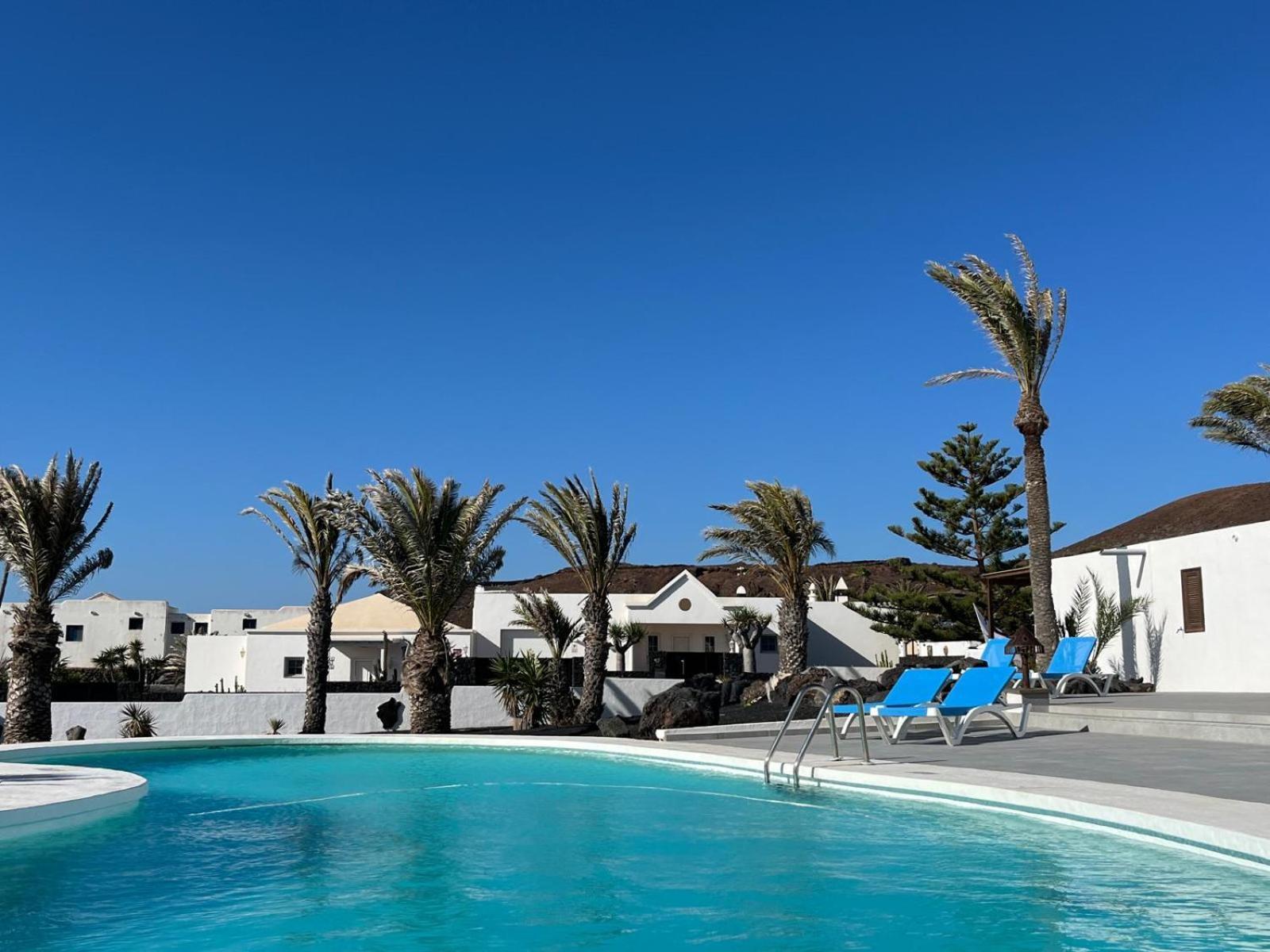 Villa Blanca Nudist Place 查德尔帕罗奥 外观 照片